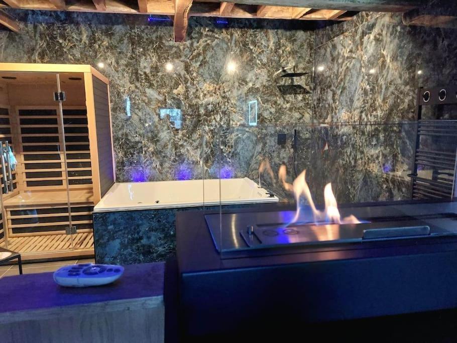 Le Duplex De L'Etoile Home Cinema Jacuzzi Et Sauna Privatif Longmesnil 外观 照片