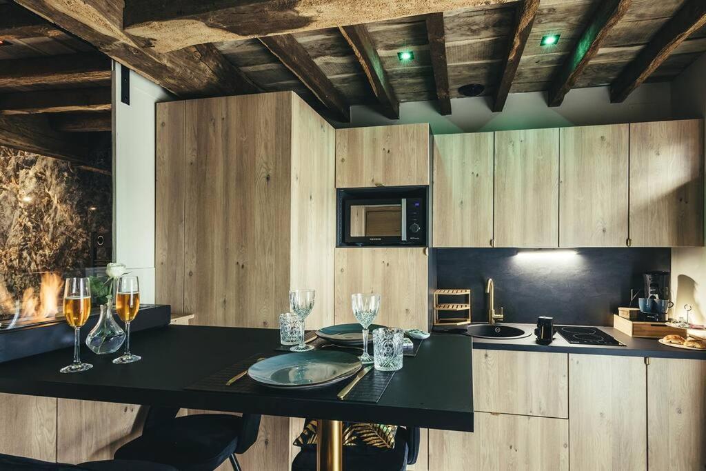Le Duplex De L'Etoile Home Cinema Jacuzzi Et Sauna Privatif Longmesnil 外观 照片